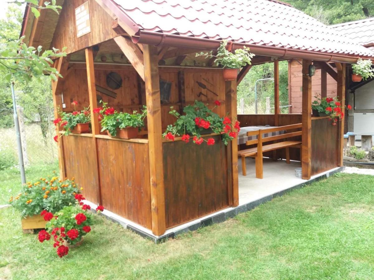 Domacinstvo Ubovic Villa Sipovo Exterior foto