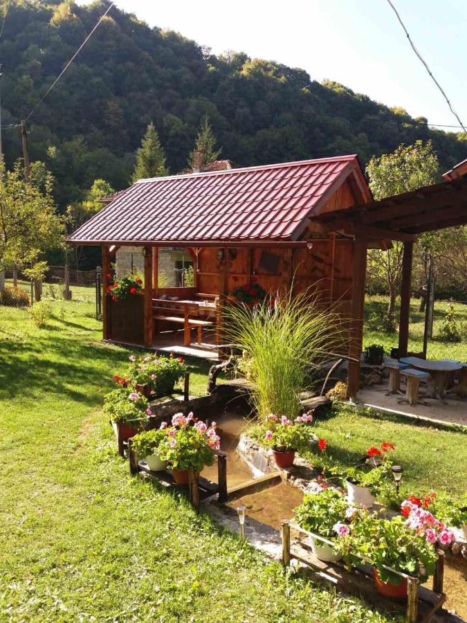 Domacinstvo Ubovic Villa Sipovo Exterior foto